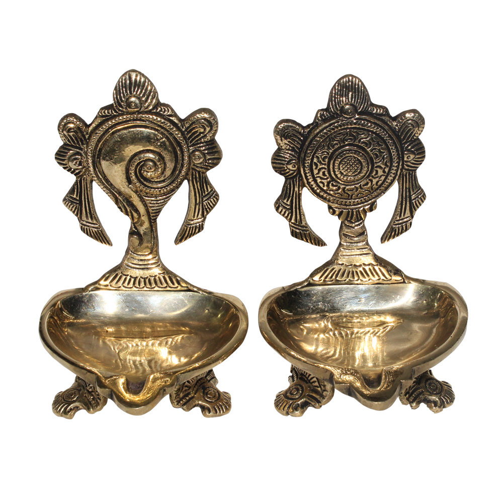 Shanku Chakra Brass Vilakku
