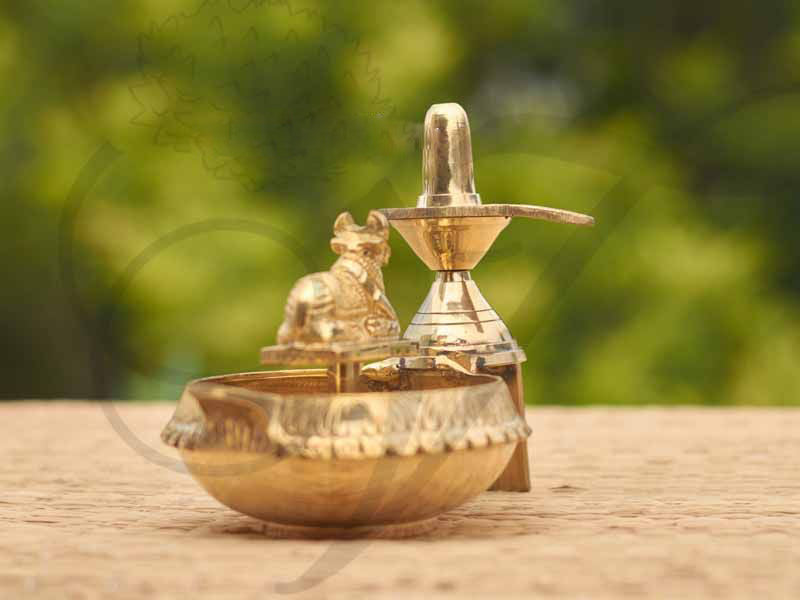 Lingham With Nandi Standing Deepam 6 Inches