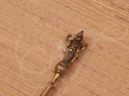 Vishnu Aarathi Stand Brass 11 Inches
