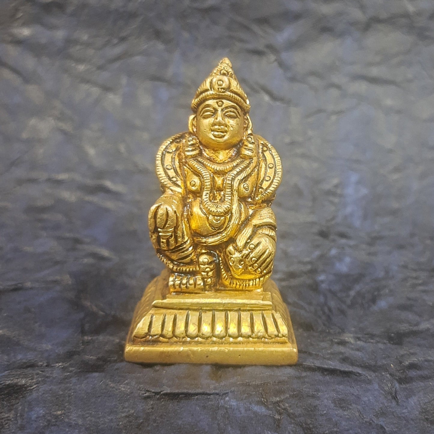 Brass kuber statue height 6cm