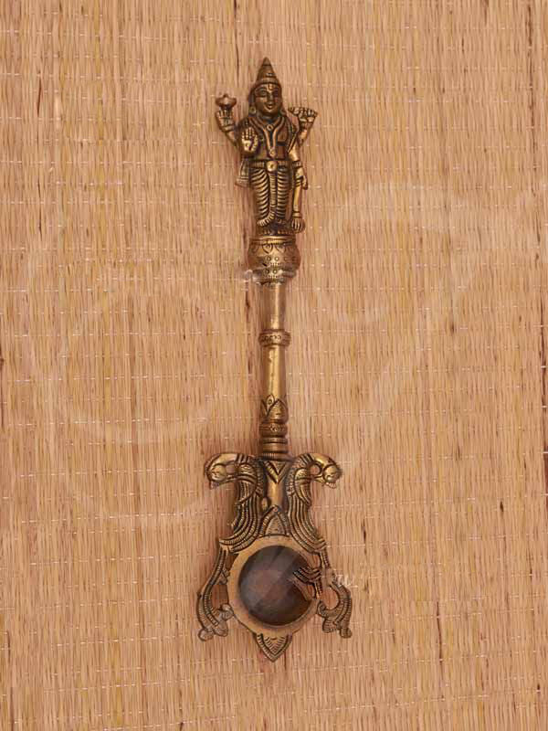 Vishnu Aarathi Stand Brass 11 Inches